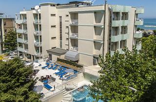 Italy, Central Adriatic Riviera, Gabicce Mare, Hotel Losanna